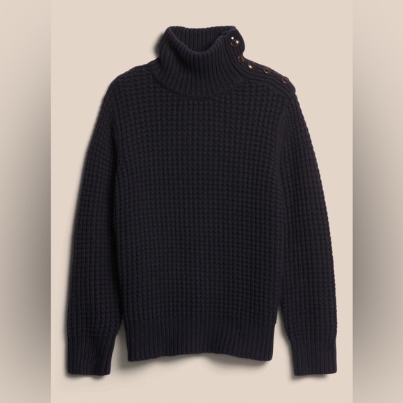 NWT! Banana Republic Navy Shoulder-Button Sweater - Multiple Sizes - Picture 1 of 9